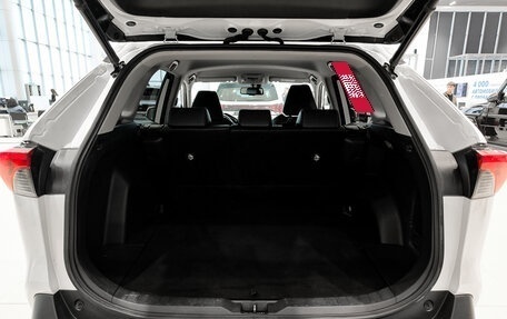 Toyota RAV4, 2020 год, 2 947 000 рублей, 12 фотография