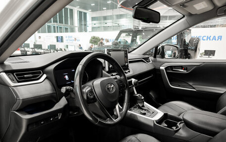 Toyota RAV4, 2020 год, 2 947 000 рублей, 20 фотография