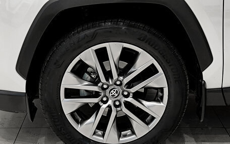 Toyota RAV4, 2020 год, 2 947 000 рублей, 22 фотография