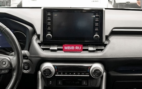 Toyota RAV4, 2020 год, 2 947 000 рублей, 18 фотография