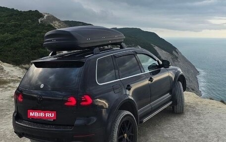 Volkswagen Touareg III, 2005 год, 650 000 рублей, 3 фотография