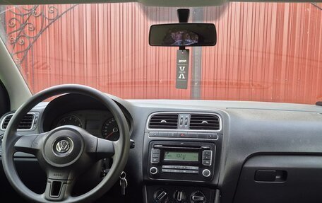 Volkswagen Polo VI (EU Market), 2011 год, 550 000 рублей, 13 фотография