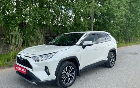Toyota RAV4, 2020 год, 3 555 555 рублей, 2 фотография