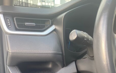 Toyota RAV4, 2020 год, 3 555 555 рублей, 9 фотография