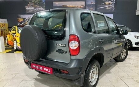 Chevrolet Niva I рестайлинг, 2018 год, 680 000 рублей, 2 фотография