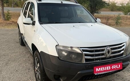 Renault Duster I рестайлинг, 2014 год, 1 фотография