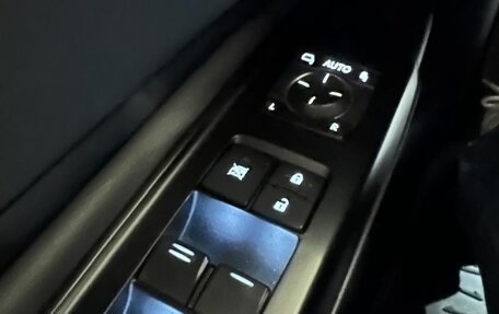 Lexus ES VII, 2019 год, 3 600 000 рублей, 23 фотография