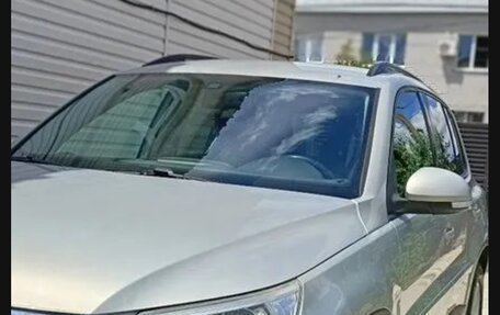 Volkswagen Tiguan I, 2010 год, 1 250 000 рублей, 8 фотография