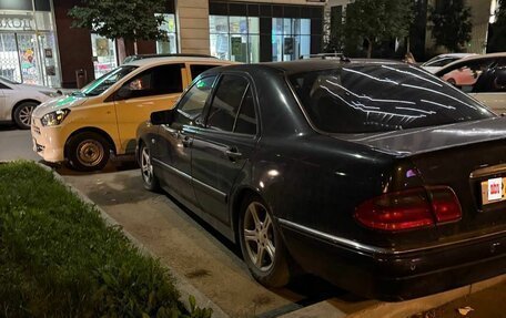 Mercedes-Benz E-Класс, 1999 год, 270 000 рублей, 6 фотография