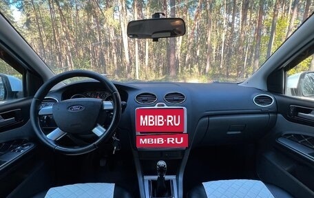Ford Focus II рестайлинг, 2010 год, 399 000 рублей, 15 фотография