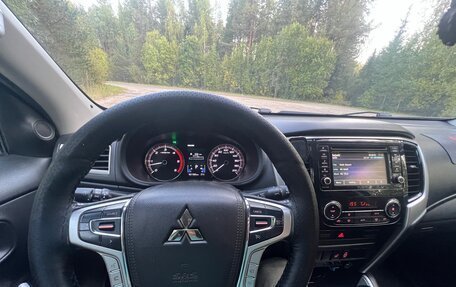 Mitsubishi L200 IV рестайлинг, 2019 год, 2 630 000 рублей, 6 фотография