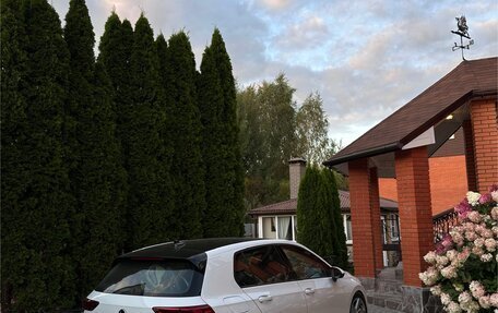 Volkswagen Golf VIII, 2020 год, 2 700 000 рублей, 5 фотография