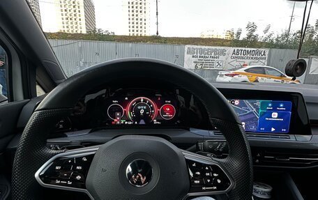 Volkswagen Golf VIII, 2020 год, 2 700 000 рублей, 6 фотография