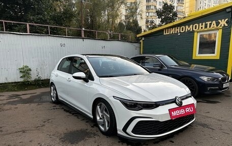 Volkswagen Golf VIII, 2020 год, 2 700 000 рублей, 3 фотография