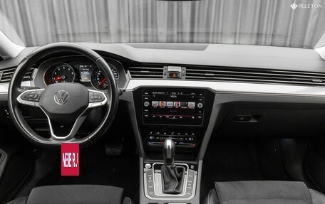 Volkswagen Passat B8 рестайлинг, 2021 год, 2 720 000 рублей, 10 фотография