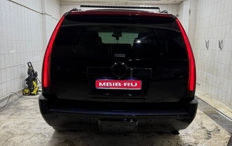 Cadillac Escalade III, 2007 год, 2 700 000 рублей, 1 фотография