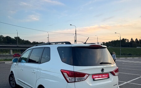 SsangYong Stavic, 2014 год, 1 100 000 рублей, 4 фотография