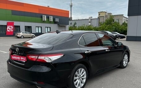 Toyota Camry, 2020 год, 2 630 000 рублей, 6 фотография
