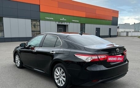 Toyota Camry, 2020 год, 2 630 000 рублей, 4 фотография