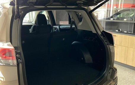 Toyota RAV4, 2019 год, 2 900 000 рублей, 8 фотография