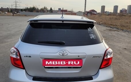 Toyota Matrix, 2008 год, 675 000 рублей, 5 фотография