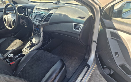 Hyundai Elantra V, 2014 год, 1 095 000 рублей, 13 фотография