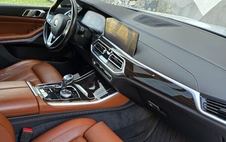 BMW X5, 2018 год, 6 200 000 рублей, 16 фотография