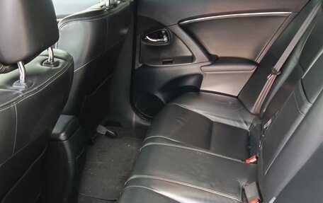 Toyota Avensis III рестайлинг, 2011 год, 1 100 000 рублей, 12 фотография