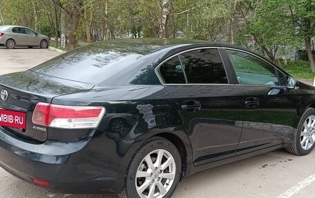 Toyota Avensis III рестайлинг, 2011 год, 1 100 000 рублей, 8 фотография
