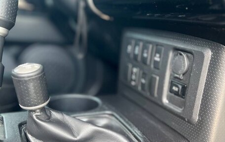Toyota FJ Cruiser, 2010 год, 3 300 000 рублей, 26 фотография
