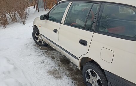 Toyota Caldina, 2001 год, 405 000 рублей, 1 фотография