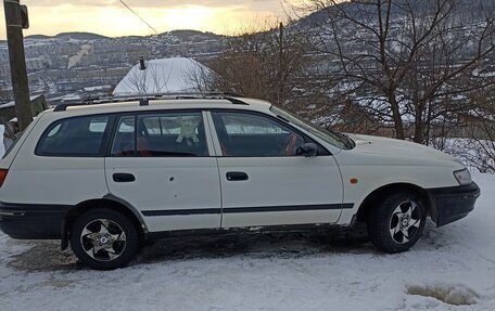 Toyota Caldina, 2001 год, 405 000 рублей, 10 фотография