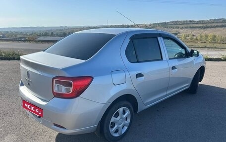 Renault Logan II, 2018 год, 880 000 рублей, 5 фотография