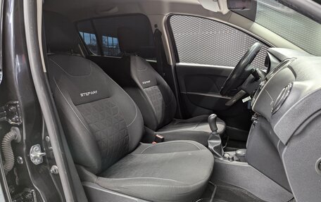 Renault Sandero II рестайлинг, 2015 год, 855 000 рублей, 19 фотография