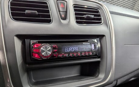 Renault Sandero II рестайлинг, 2015 год, 855 000 рублей, 22 фотография