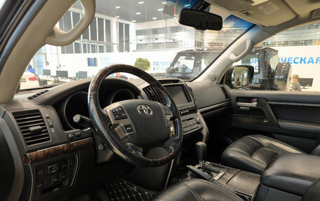Toyota Land Cruiser 200, 2011 год, 3 220 000 рублей, 20 фотография