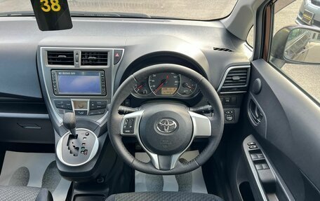 Toyota Ractis II, 2011 год, 929 000 рублей, 19 фотография