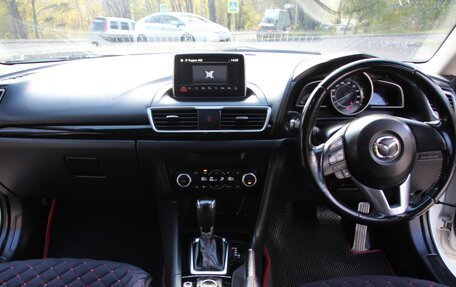 Mazda Axela, 2015 год, 1 300 000 рублей, 11 фотография