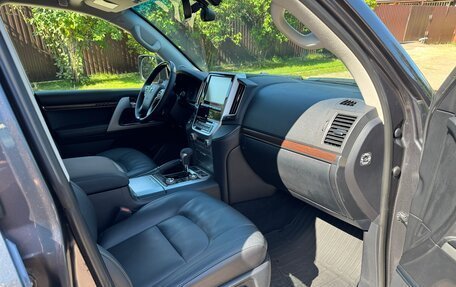 Toyota Land Cruiser 200, 2015 год, 4 550 000 рублей, 20 фотография