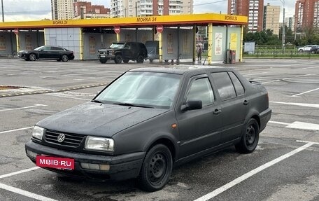 Volkswagen Vento, 1992 год, 120 000 рублей, 1 фотография