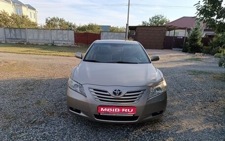 Toyota Camry, 2007 год, 990 000 рублей, 1 фотография