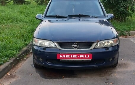 Opel Vectra B рестайлинг, 1999 год, 185 000 рублей, 2 фотография