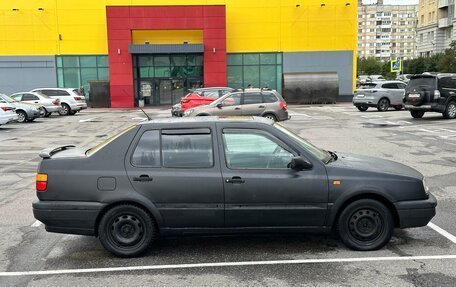 Volkswagen Vento, 1992 год, 120 000 рублей, 4 фотография