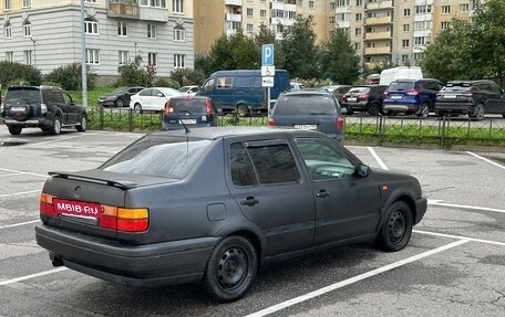 Volkswagen Vento, 1992 год, 120 000 рублей, 5 фотография