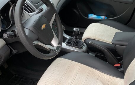 Chevrolet Cruze II, 2013 год, 890 000 рублей, 7 фотография