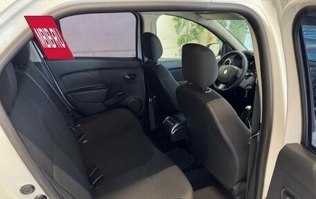 Renault Logan II, 2014 год, 699 000 рублей, 10 фотография