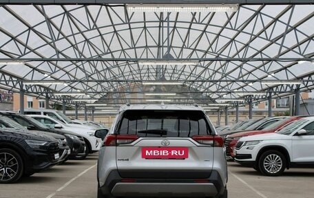 Toyota RAV4, 2020 год, 2 800 000 рублей, 7 фотография
