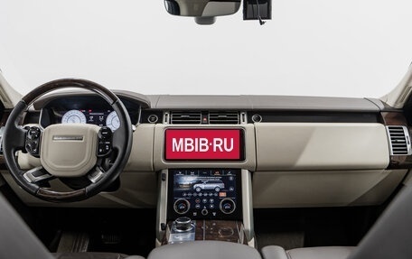 Land Rover Range Rover IV рестайлинг, 2018 год, 7 590 000 рублей, 15 фотография