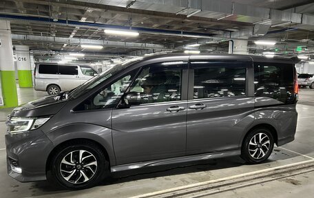 Honda Stepwgn IV, 2017 год, 1 900 000 рублей, 10 фотография