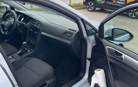 Volkswagen Golf VII, 2018 год, 1 850 000 рублей, 11 фотография